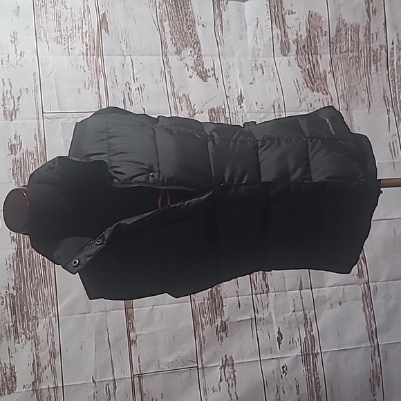 Eddie Bauer Jackets & Blazers - Eddie Bauer Medium Down Vest